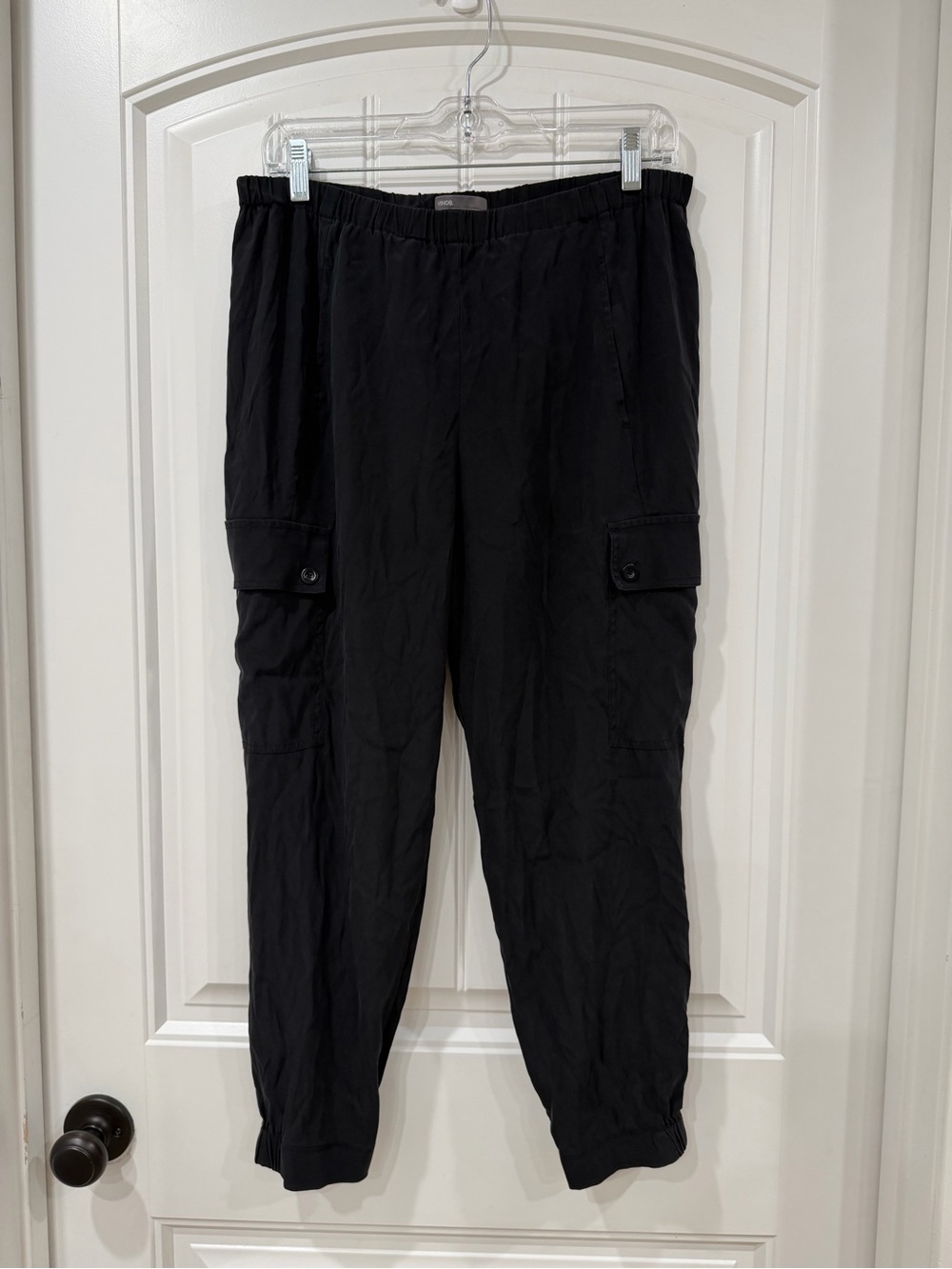 EUC Vince Black Silk Cargo Jogger Pants with Button-Flap Pockets